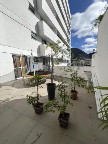 Apartamento para venda tem 168 metros quadrados com 3 quartos