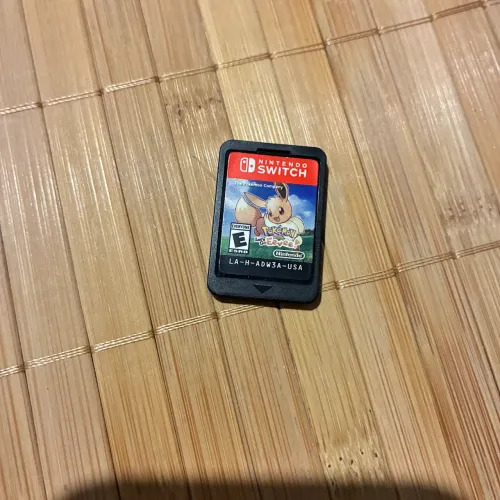 Jogo Pokemon lets go eevee para Nintendo Switch 1 e 2 (Sem capa, somente cartucho)