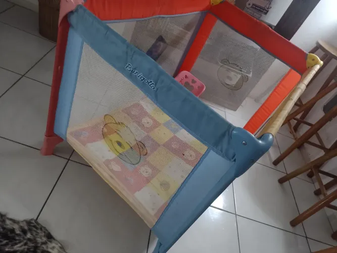 Chiqueirinho berço cercado Burigotto usado
