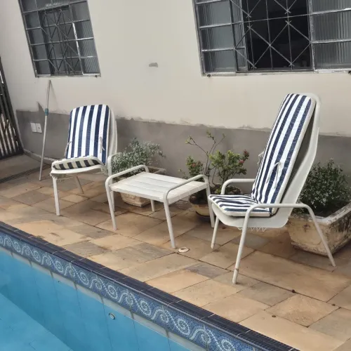 Jogo de Cadeiras e mesa de Piscina