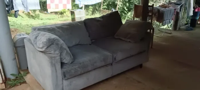 Sofá 2 lugares
