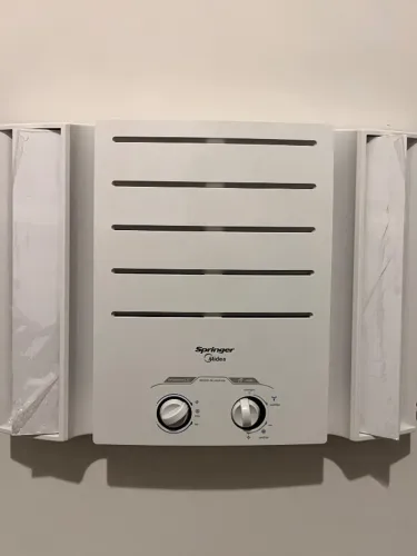 AR - CONDICIONADO 12.000 Btus 127v EM EXCELENTE ESTADO! Pouco usado