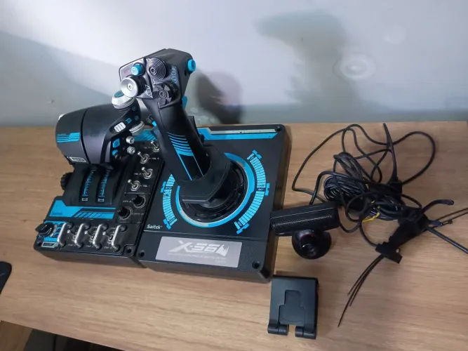 Joystick Logitech/Saitek X56 Hotas + Kit Headtrack TrackIR Fernando Freetrack