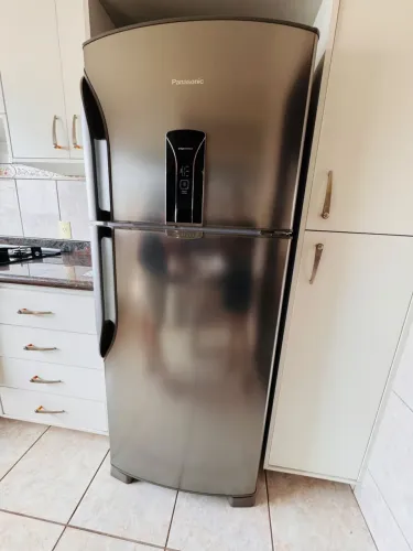 Vendo GELADEIRA Panasonic
