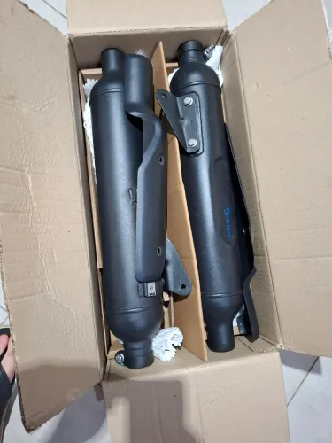 Escapamento original Shotgun 650 pouco uso
