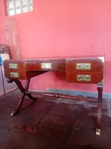 Mesa antiguidade