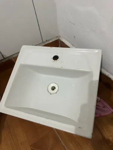 Pia de banheiro Cuba cerâmica