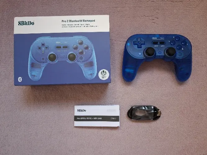 8bitdo Pro 2, Azul Transparente, Analogicos Hall Effect, Completo