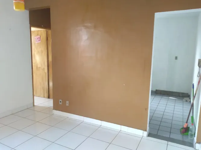 Alugo apto Condomínio Residencial Belo Jardim.