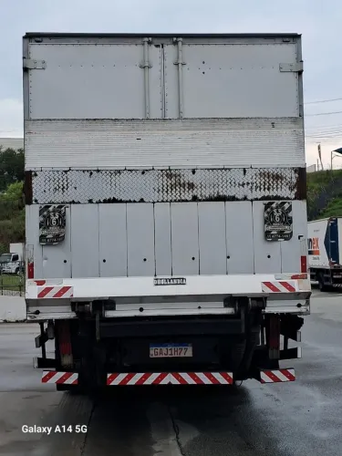 Mercedes Bens Atego 2426