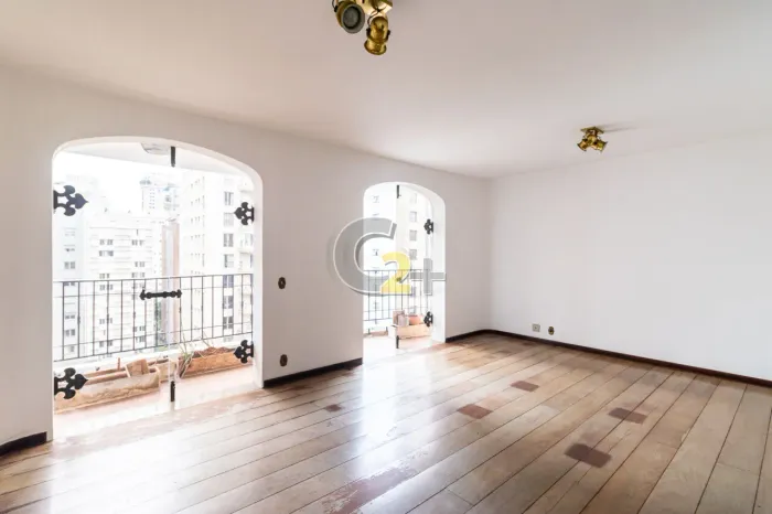 Apartamento à venda em Higienópolis com 4 quartos, 2 suítes, 4 vagas - 280m²