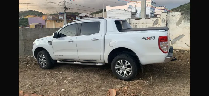 Ford Ranger Limited 3.2 20V 4X4 CD Aut. Dies. 2017