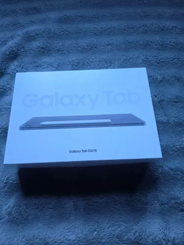 Tablet Galaxy tab S10 FE, com S-pen, película e capa inclusas, Seminovo(Comprado 03/2026)