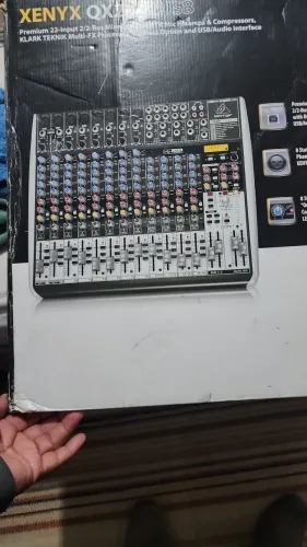Mesa de som xenyx 2222