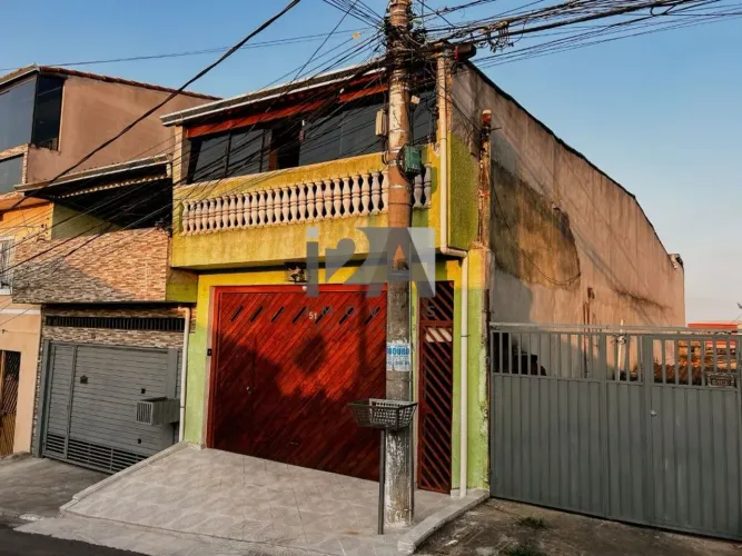 Sobrado com 2 andares em Vila Dirce, Carapicuíba - Bairro comercial, Térreo - com 2 dormit