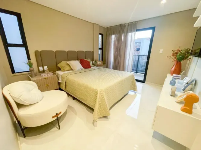 Casa Duplex em Condomínio no Eusébio com 3 Suítes