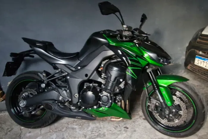 Kawasaki Z1000 2022