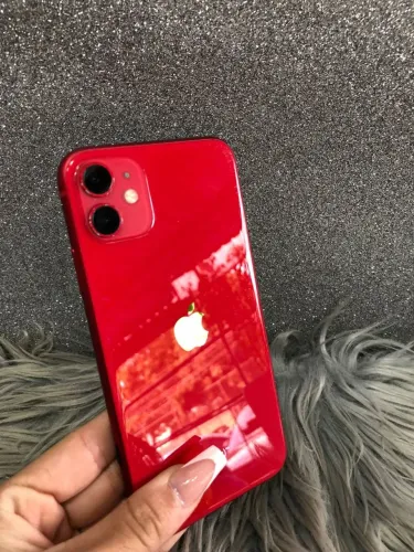 IPHONE 11 VERMELHO