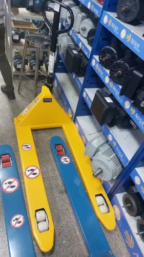 PALETEIRA 3000KG LYNUS