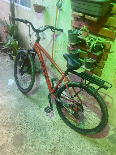 Vem do bicicleta pra sair rápido