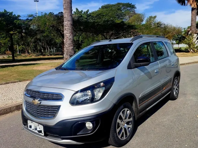 Chevrolet Spin Activ 1.8 8V Econo. Flex 5P Mec. 2016