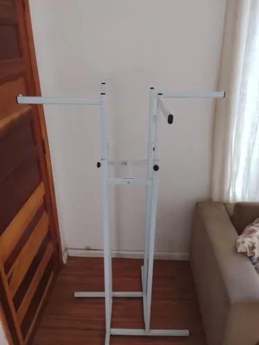 Arara para roupa