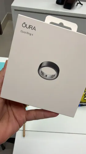 Oura Ring 4 - Tamanho 8 | Pouco uso | Completo