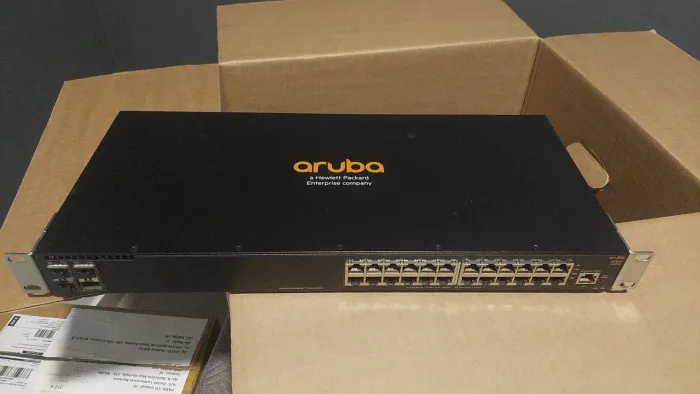 Switch Aruba 2930F JL259A ? 24G + 4 SFP 1G - Garantia 12 Meses - R$1499,00