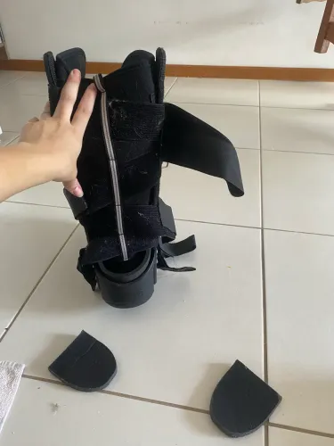 BOTA ORTOPÉDICA TALA Longa P (nº 33 a 36) ATÉ JOELHO TORÇÃO LUXAÇÃO PÉ QUEBRADO