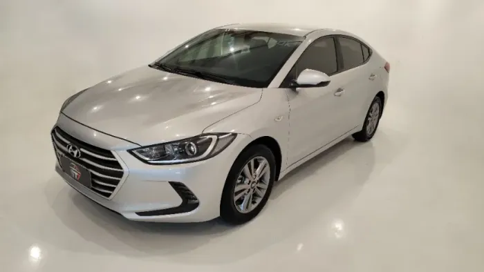 Hyundai Elantra 2.0 16V Flex Aut. 2017