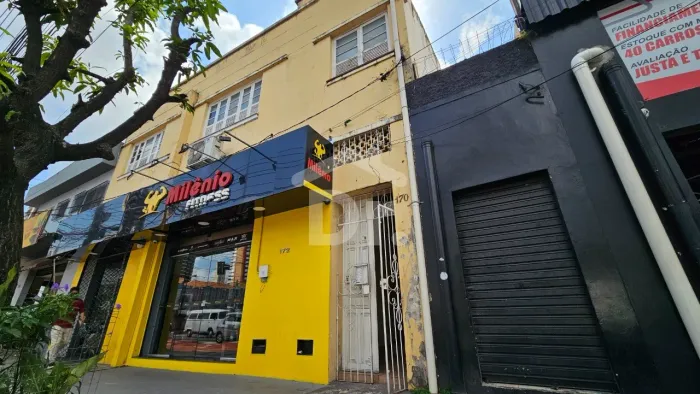 Locação de Imóvel Comercial de 100m² com 2 Banheiros em Umarizal, Belém-PA