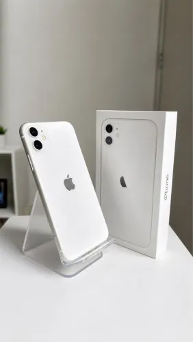 iPhone 11 - 128 GB   