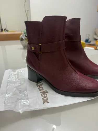 Bota Usaflex Vinho - Nova
