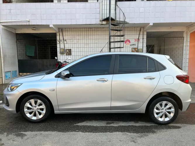 Chevrolet Onix Hatch LT 1.0 12V Flex Mec. 4P 2022