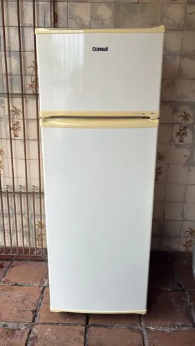 Geladeira a mais nova da Olx