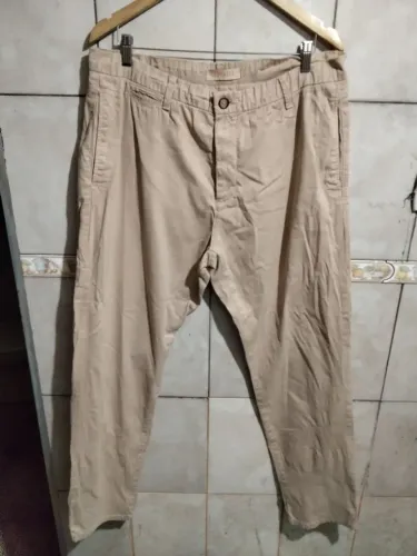 Calça masculina equivoco