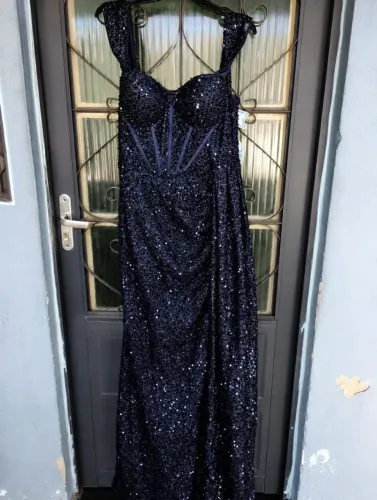 Vestido azul marinho elegante