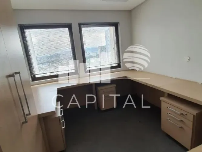 Venda Ou Locação de Sala Comercial Mobiliada Em Alphaville