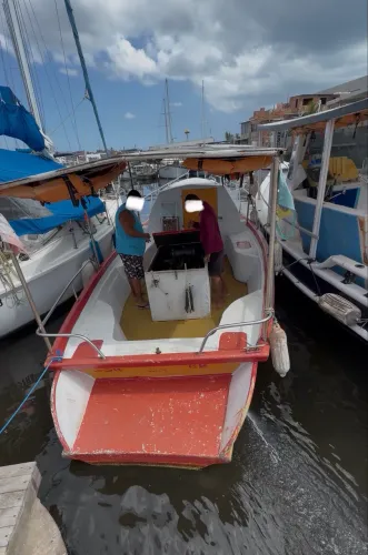 Barco todo em fibra, MWM 3 cc diesel