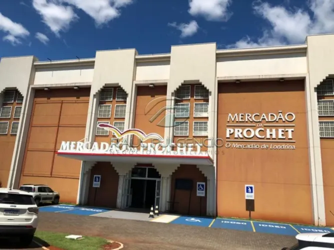 Loja para alugar no Mercadão da Prochet - ramo de alimentação