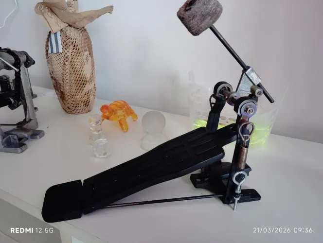 Pedal de bumbo 