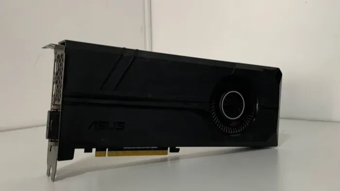 GTX 1080 8GB ASUS BLOWER (PEGO SUA PLACA DE VIDEO NA TROCA!)
