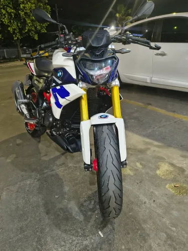 BMW G310R
