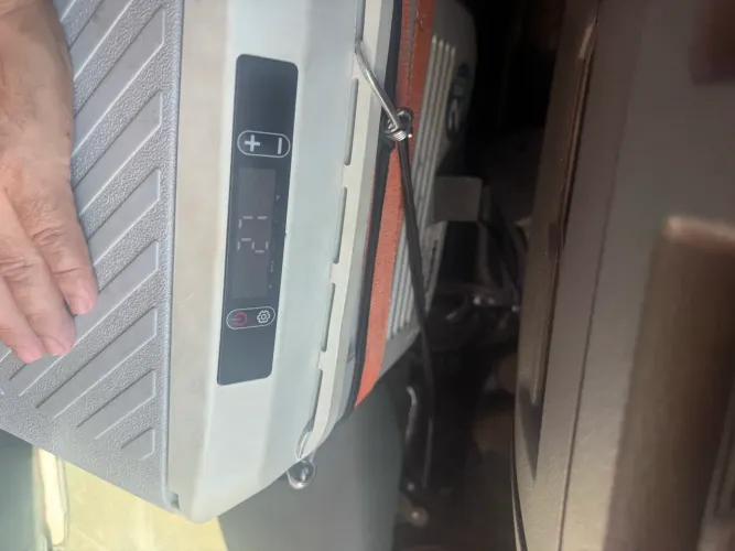 Vende. Se geladeira para caminhão carretas