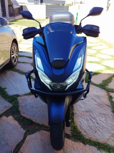 VENDO - PCX 160 DLX ABS - Excelente estado