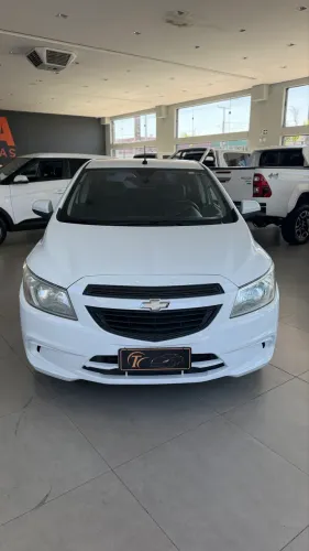 Chevrolet Onix JOY Hatch 1.0 8V Flex Mec. 4P 2017