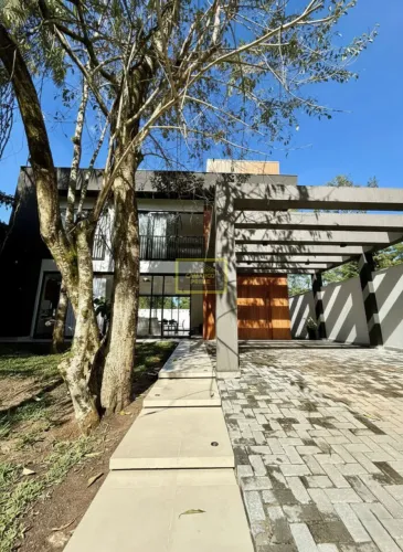 Casa à Venda no Condomínio Mar Verde