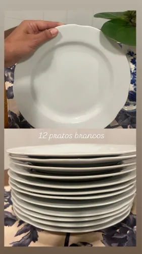 12 Pratos Brancos