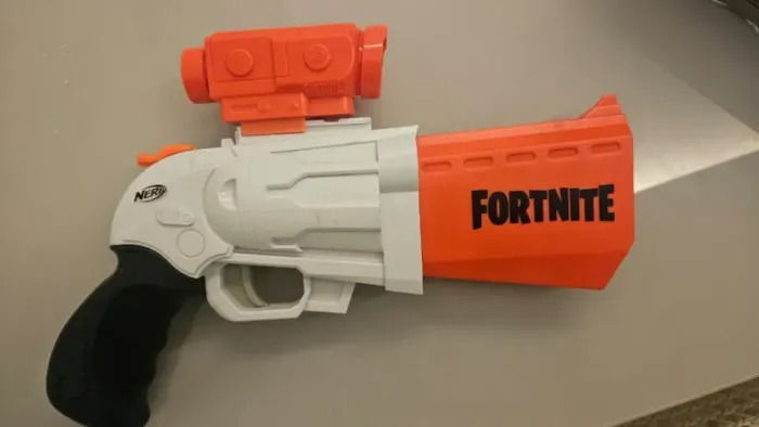 Nerf Fortnite - canhão de mão