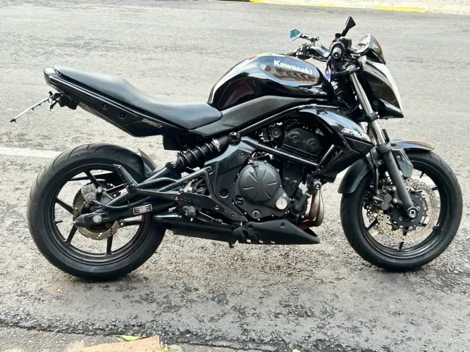Kawasaki Er6N 2011